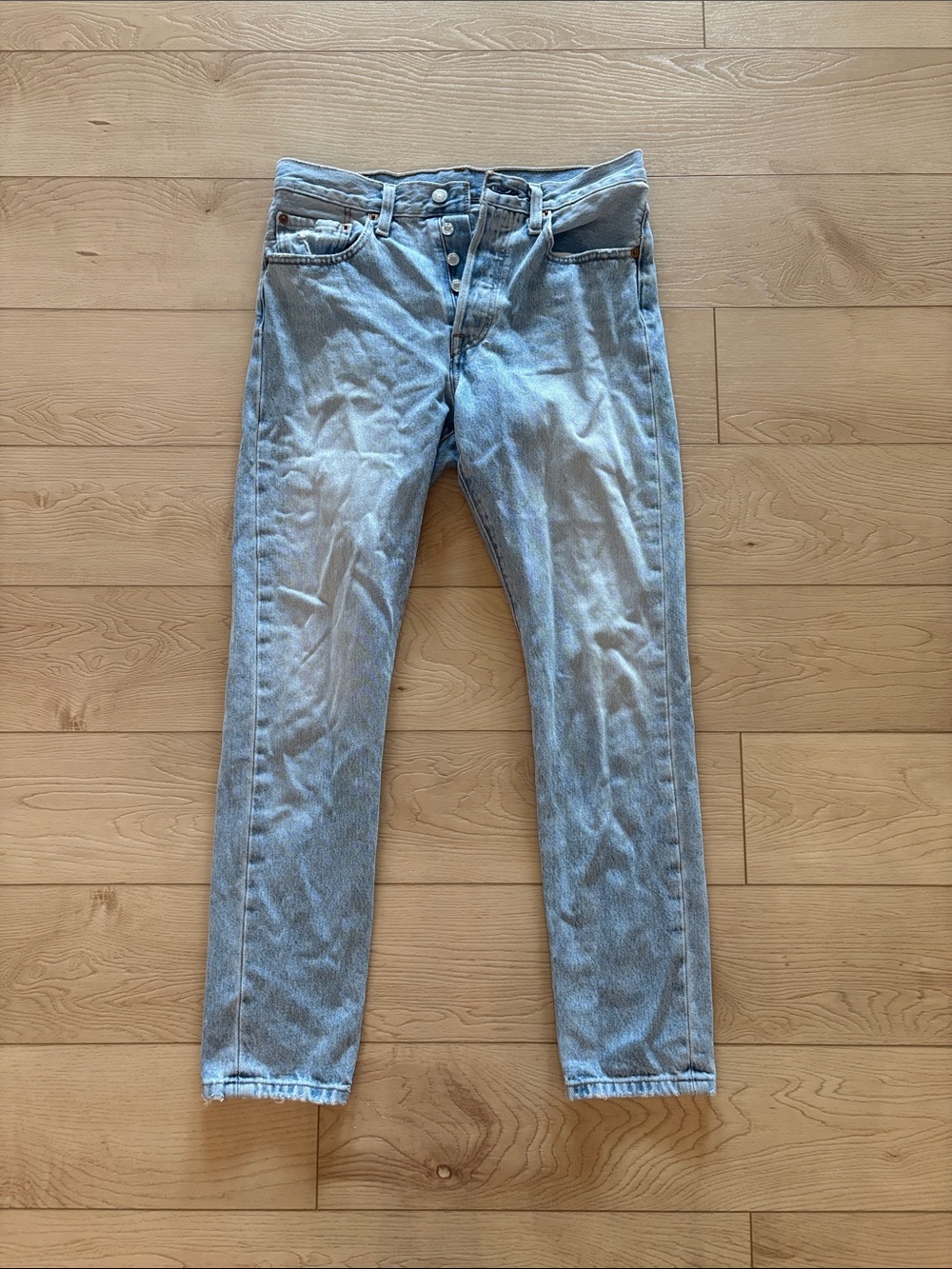 Levi's Women's Light Blue Slim Straight Jeans